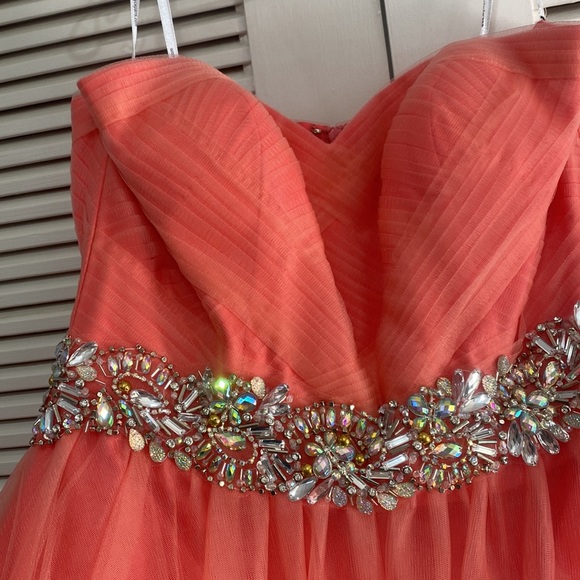 Alyce Paris Coral Evening Gown - Picture 3 of 4